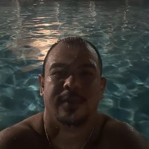 Meet your Posher, Roberto